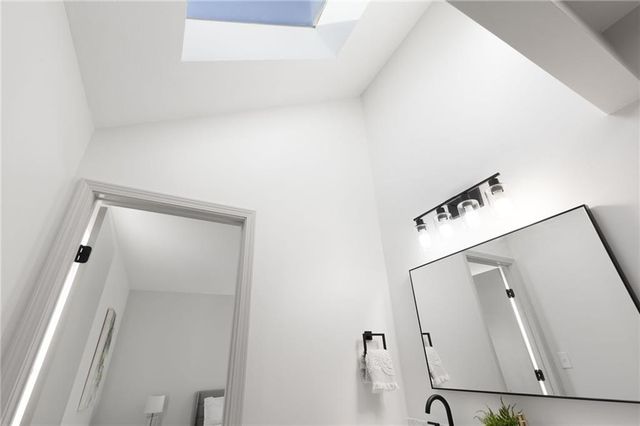 719 SE London Way, Lee's Summit, MO 64081