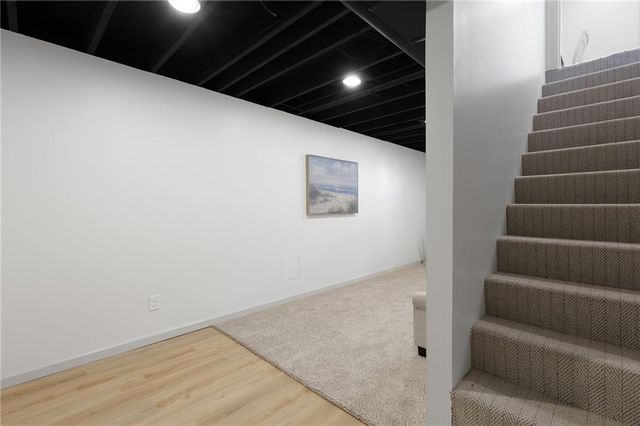 719 SE London Way, Lee's Summit, MO 64081