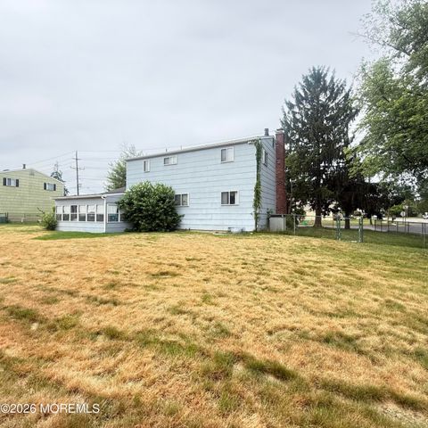 8220 Wyndam Road, Pennsauken, NJ 08110