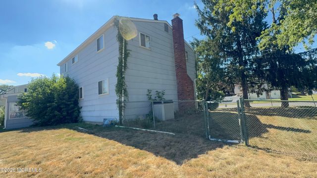 8220 Wyndam Road, Pennsauken, NJ 08110
