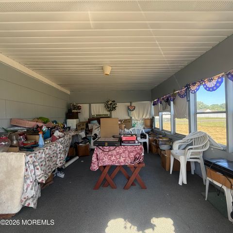 8220 Wyndam Road, Pennsauken, NJ 08110