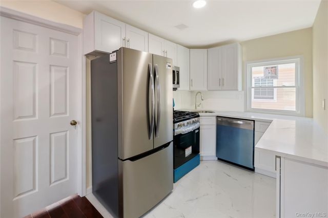 11014 194th Street, Saint Albans, NY 11412