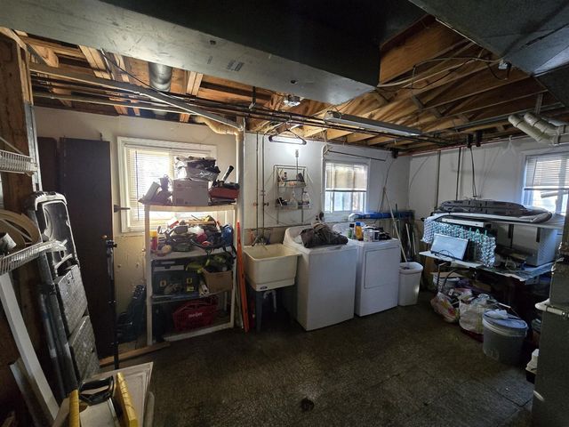 127 S John Hix Street, Westland, MI 48186