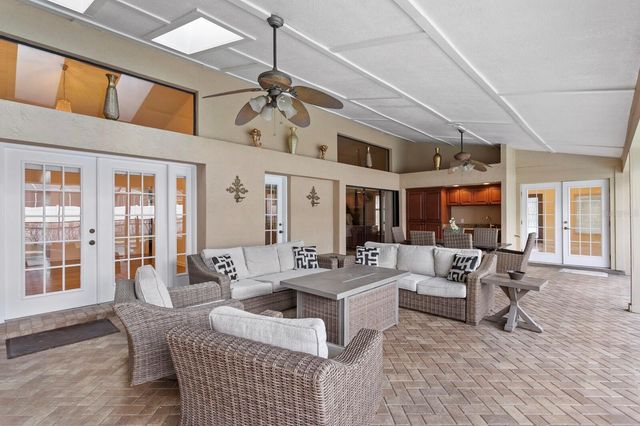 11504 MOFFAT PLACE, Temple Terrace, FL 33617