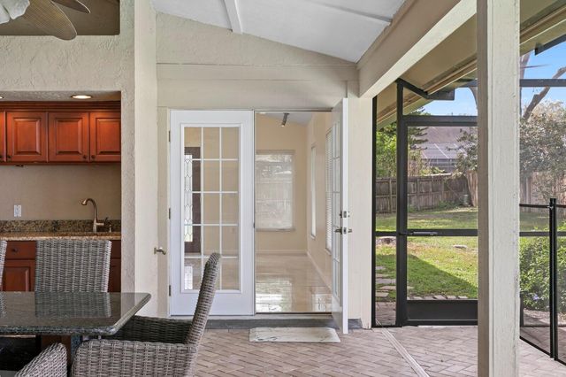 11504 MOFFAT PLACE, Temple Terrace, FL 33617