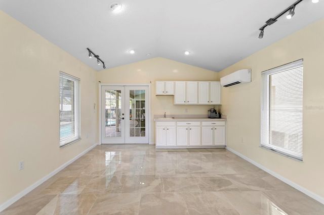 11504 MOFFAT PLACE, Temple Terrace, FL 33617