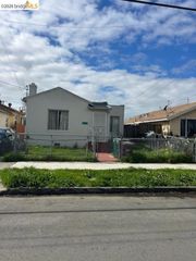 7625 7625 Hillside St, Oakland, CA 94605