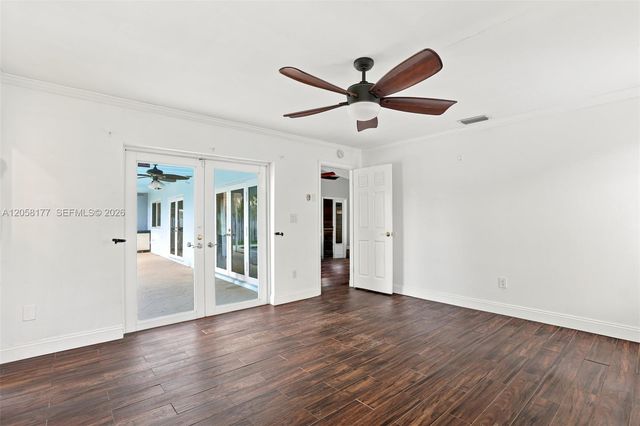 9480 NW 10th Street, Plantation, FL 33322