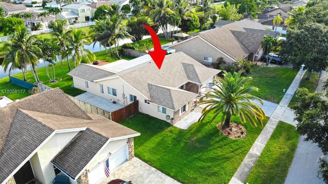9480 NW 10th Street, Plantation, FL 33322