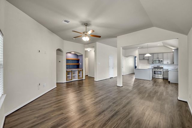 15423 Bell's Vireo Court, Magnolia, TX 77354
