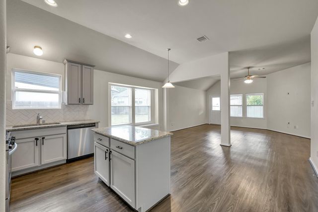 15423 Bell's Vireo Court, Magnolia, TX 77354
