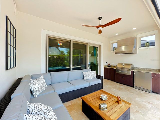 10824 ROYAL CYPRESS WAY, Orlando, FL 32836
