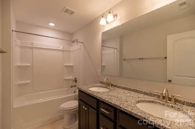 216 Crane Creek Way, Lexington, NC 27295
