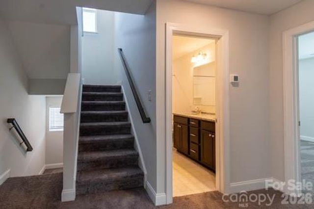 216 Crane Creek Way, Lexington, NC 27295