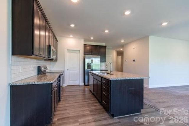 216 Crane Creek Way, Lexington, NC 27295