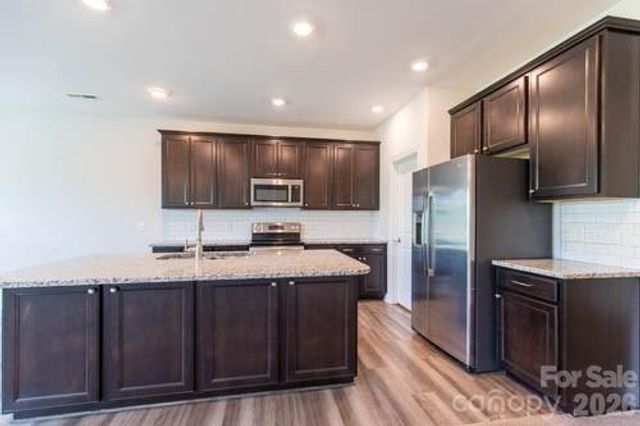 216 Crane Creek Way, Lexington, NC 27295