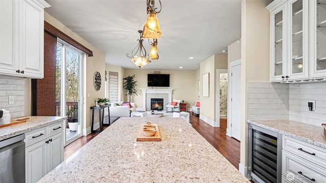 278 Vashon Place NE, Renton, WA 98059