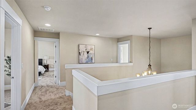 278 Vashon Place NE, Renton, WA 98059