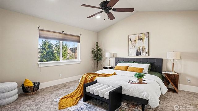 278 Vashon Place NE, Renton, WA 98059