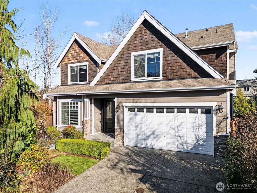 278 Vashon Place NE, Renton, WA 98059