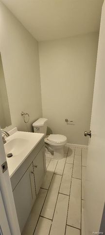 26421 Raine Street, Oak Park, MI 48237