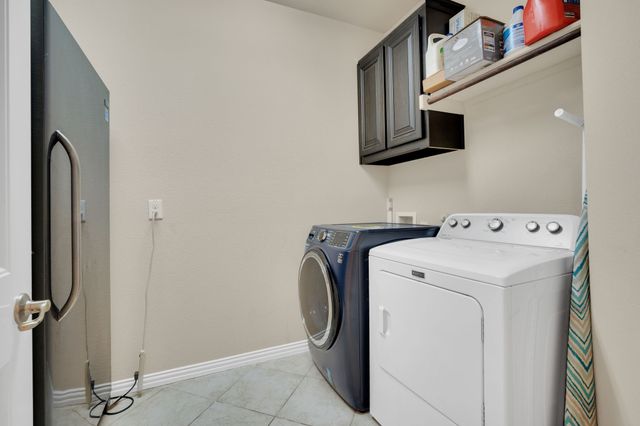417 Ashlawn Drive, Midlothian, TX 76065