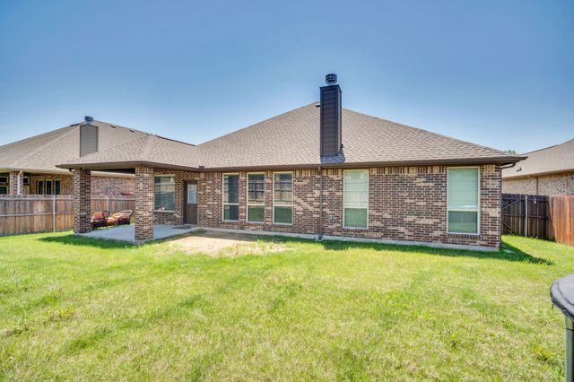 417 Ashlawn Drive, Midlothian, TX 76065