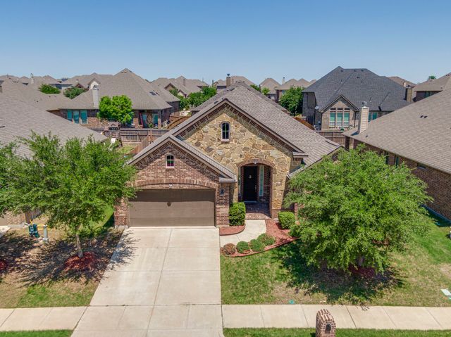 417 Ashlawn Drive, Midlothian, TX 76065