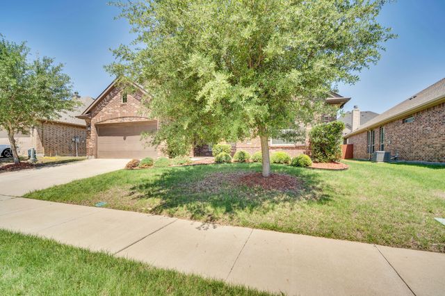 417 Ashlawn Drive, Midlothian, TX 76065