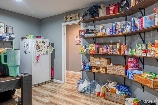 12050 Pike 9162, Louisiana, MO 63353