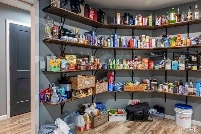 12050 Pike 9162, Louisiana, MO 63353