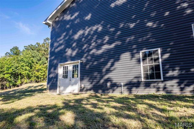 12050 Pike 9162, Louisiana, MO 63353