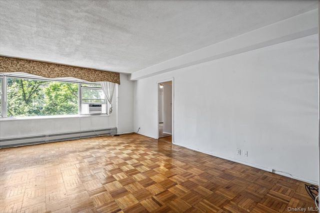 7 Fordham Hill Ova 7G, Bronx, NY 10468