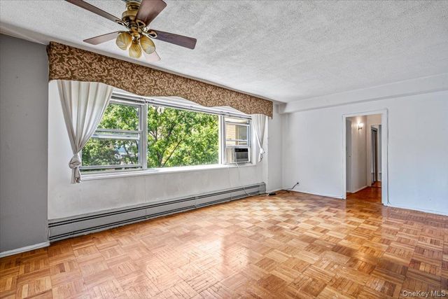 7 Fordham Hill Ova 7G, Bronx, NY 10468
