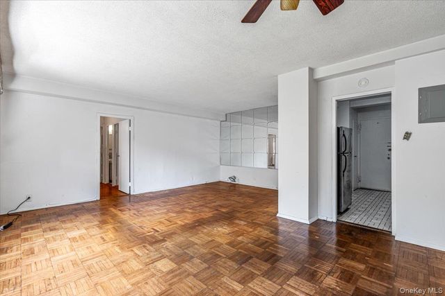 7 Fordham Hill Ova 7G, Bronx, NY 10468