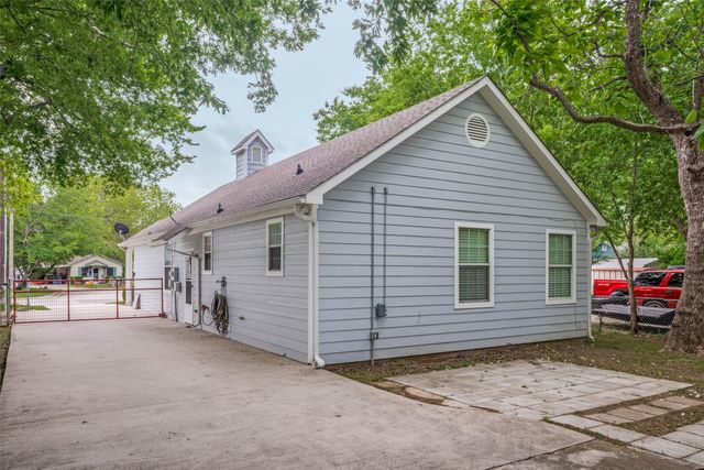 1503 Cherry Street, Gainesville, TX 76240