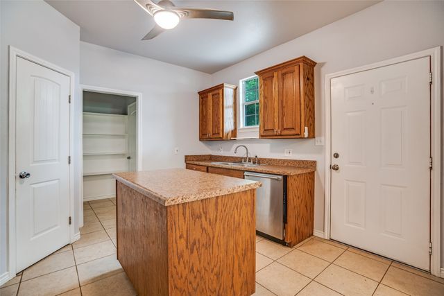1503 Cherry Street, Gainesville, TX 76240