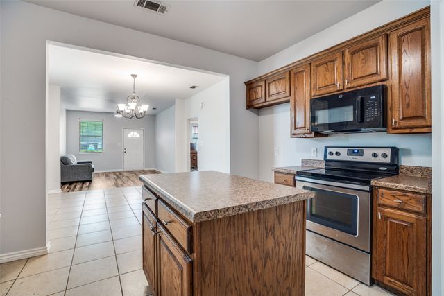 1503 Cherry Street, Gainesville, TX 76240