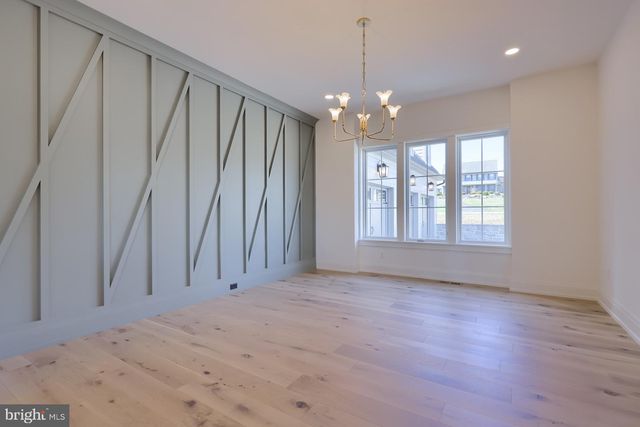 1233 HUNSICKER RD, Lancaster, PA 17601