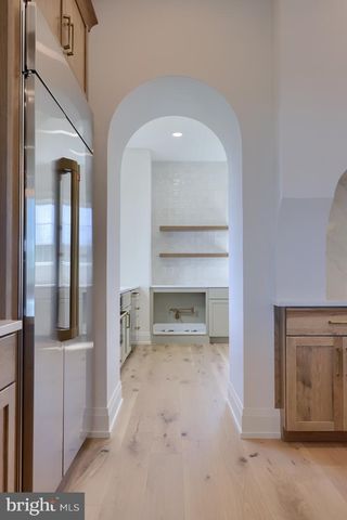 1233 HUNSICKER RD, Lancaster, PA 17601