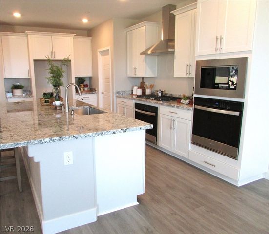 1031 FOX FALCON Street, Henderson, NV 89011