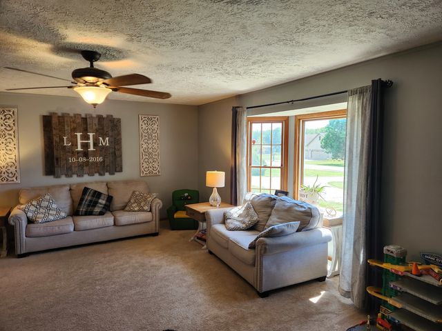 1275 Winn Road, Sterling, IL 61081