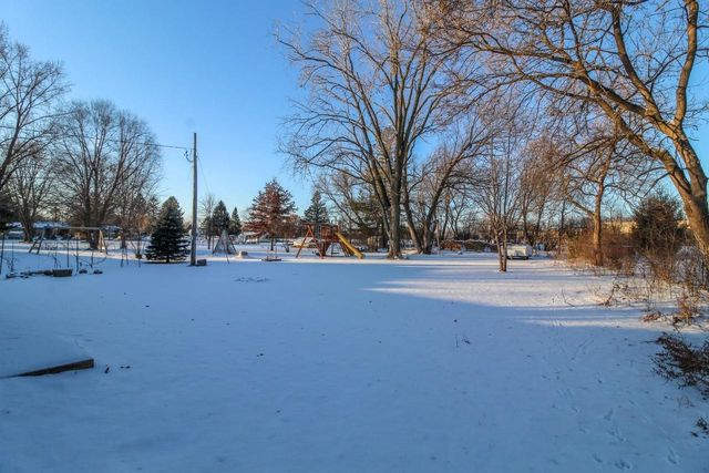 218 Sullivan Street, Cambridge, WI 53523