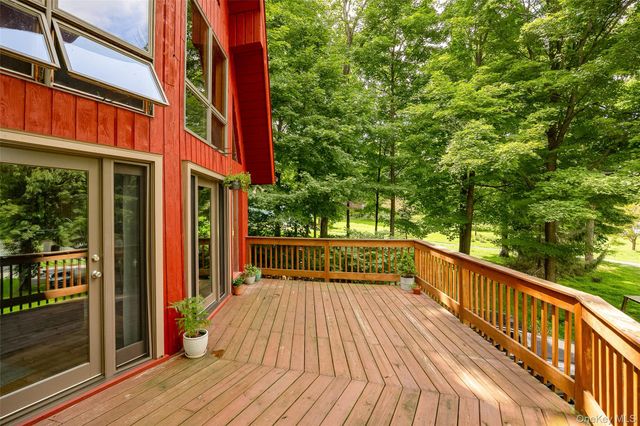 36 Greenwood Drive, Beacon, NY 12508