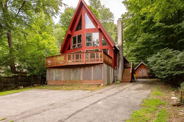 36 Greenwood Drive, Beacon, NY 12508
