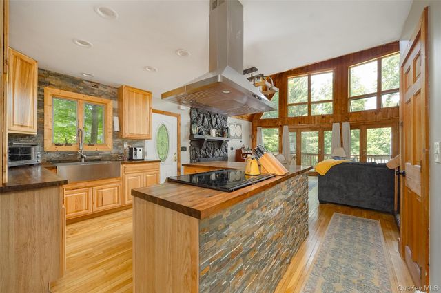 36 Greenwood Drive, Beacon, NY 12508