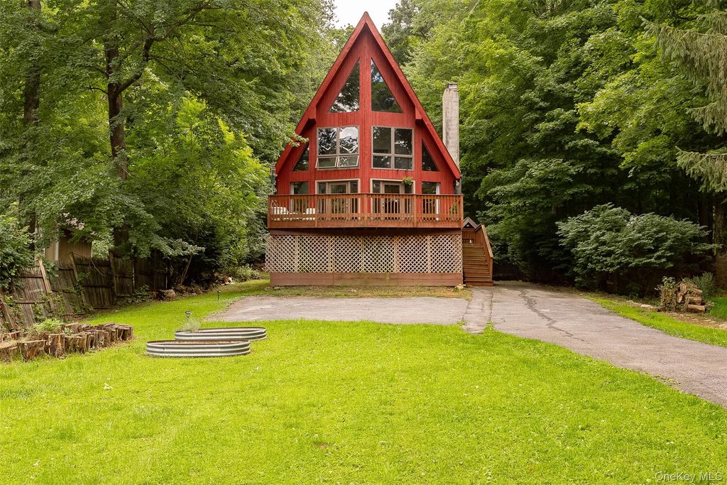 36 Greenwood Drive, Beacon, NY 12508 — exterior