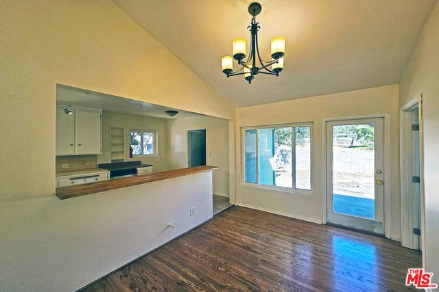 3700 Glenwood Avenue, Glendale, CA 91214