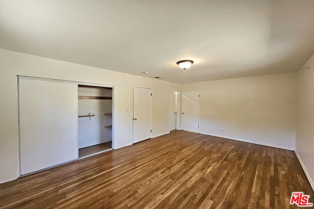 3700 Glenwood Avenue, Glendale, CA 91214