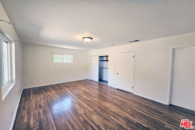 3700 Glenwood Avenue, Glendale, CA 91214